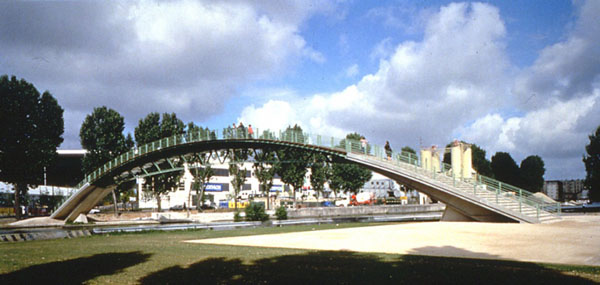 Passerelle Stade de France du Franc Moisin